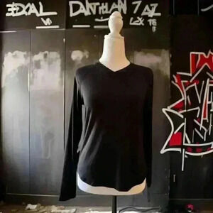 Bebe Black Long Sleeve Sport Top Size M